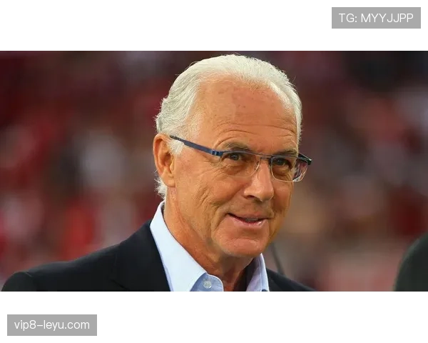 贝肯鲍尔战术遗产持续塑造现代足球,引领未来比赛新趋势 贝肯鲍尔战术遗产持续塑造现代足球,引领未来比赛新趋势