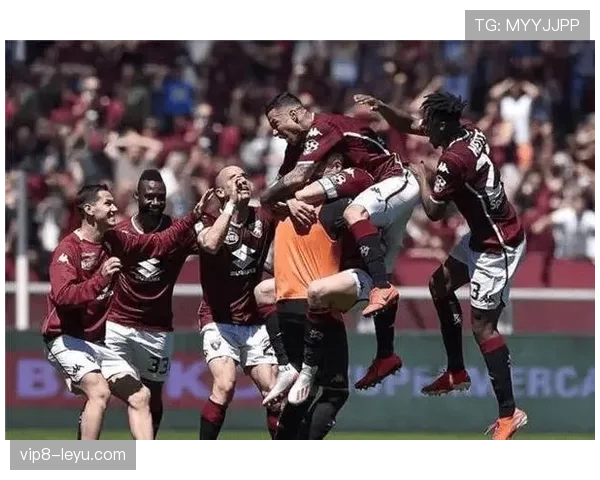 富勒姆主场迎战曼联，英超新赛季揭幕战引关注