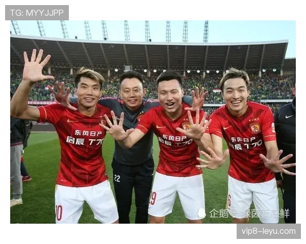 格罗宁根战术调整显成效,球队状态回升重燃胜利希望 格罗宁根战术调整显成效,球队状态回升重燃胜利希望