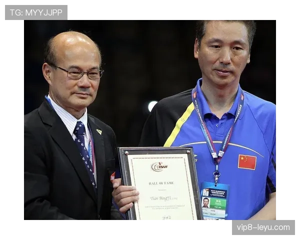 桑保利带领新球队持续提升，面临从辉煌到挑战的教练之旅分析