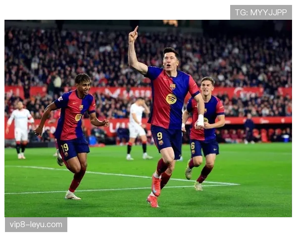 拉菲尼亚国家队表现稳定性与体系适配差距在哪？