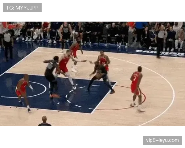 杰伦·杰克逊二世防守威慑改变对手进攻结构